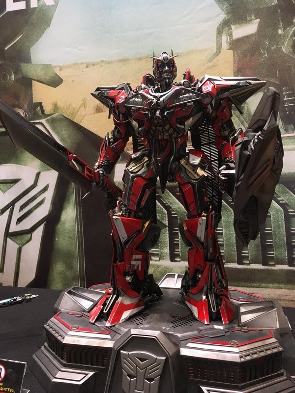 First Look Jetwing Optimus Ptime And Sentinel Prime From Prime 1 Studio  (1 of 2)